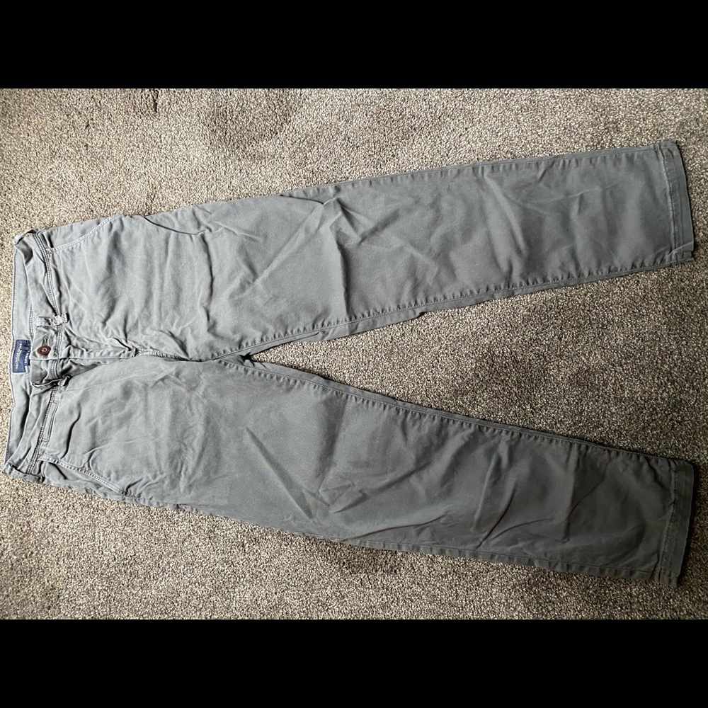 Grey American eagle khakis